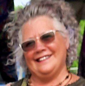 Meet your Posher, Pam